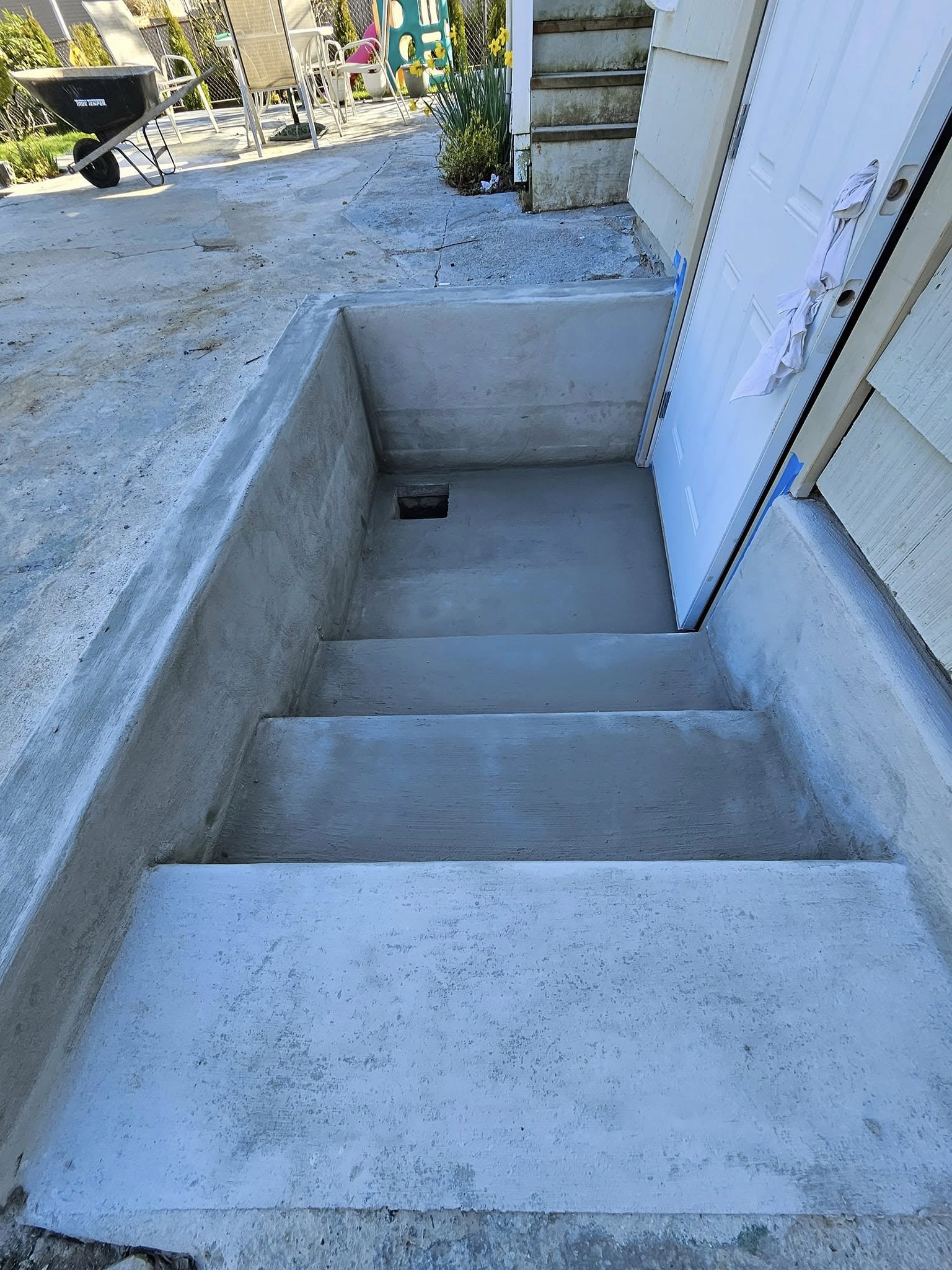 Recessed Concrete Stairs